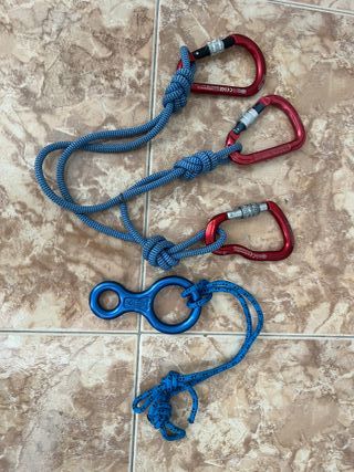 Mosquetones y Descensor Escalada