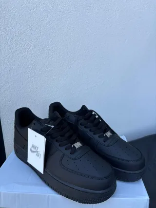 Nike Air Force 1 Negras Talla 44