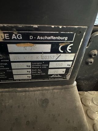 Transpaleta elevadora a batería