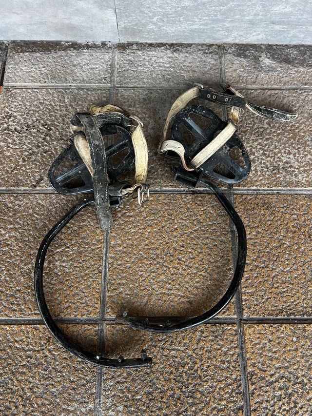 Espuelas trepadoras para postes y árboles