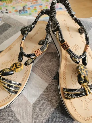 Sandali donna neri e oro n.39