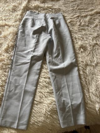 Pantaloni Zara grigi e verdi