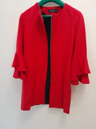 Abrigo Zara Rojo Verano