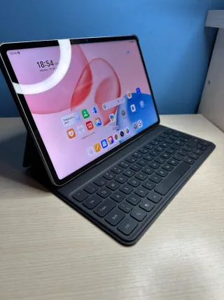 Honor Pad 10 + Custodia/tastiera e penna stilo NUOVO!