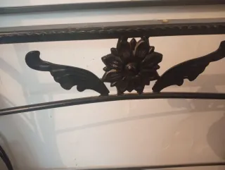 Mesa recibidor hierro forjado y cristal