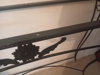 Mesa recibidor hierro forjado y cristal