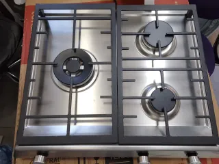 Cocina Teka 3 quemadores autoencendido gas Natural