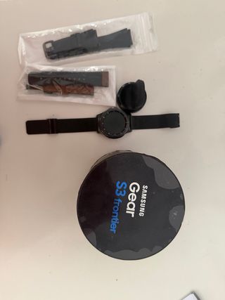 Samsung Gear S3 Frontier Smartwatch y Amazfit gtr