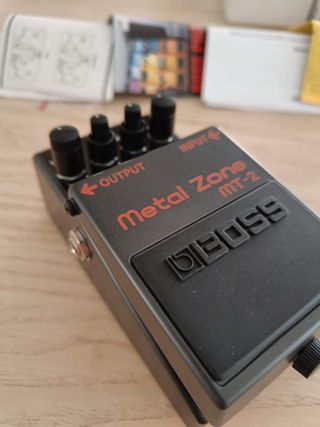 Boss MT-2 Metal Zone Pedal Distorsión Guitarra