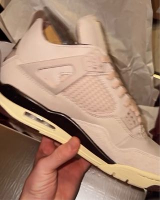 Jordan 4 Retro A Ma Maniere Beige
