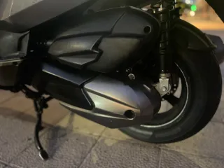 Motor Kymco Superdink 300cc