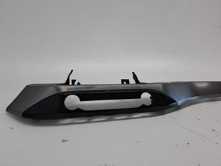 PLASTICO FORD KUGA 498692