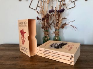 Trilogía “El Capitán Alatriste” en Estuche NUEVO
