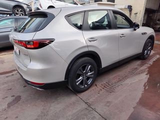 Mazda CX-60. accidentado, airbags frontales ok!