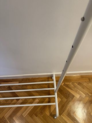 Burro/Perchero Metálico IKEA Blanco y Plateado