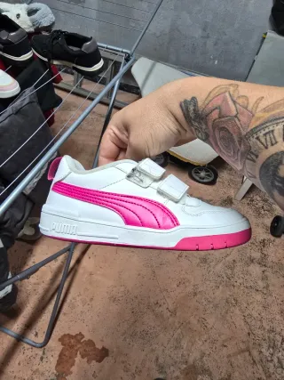 Zapato Puma niña rojo