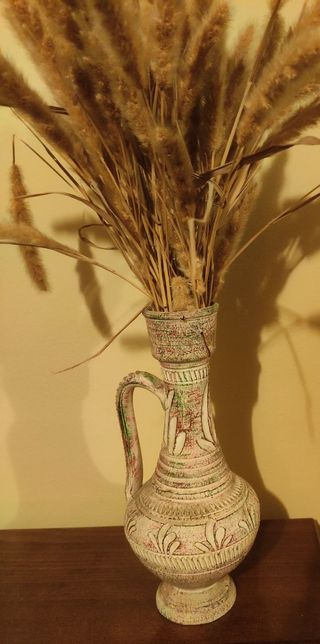 Jarrón pequeño de cerámica decorado