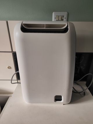 Deshumidificador blanco semi nuevo