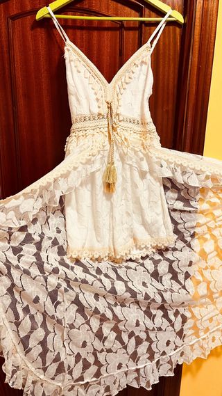 Vestido corto encaje verano. Talla S-M