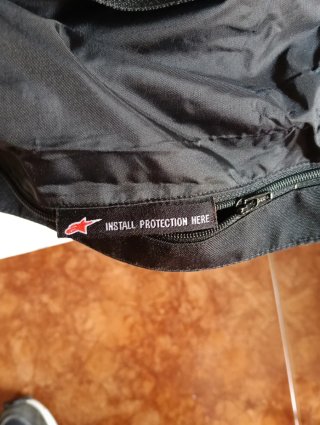 Chaqueta de moto Alpinestars Talla L impecable.