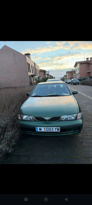 Nissan Almera 1999
