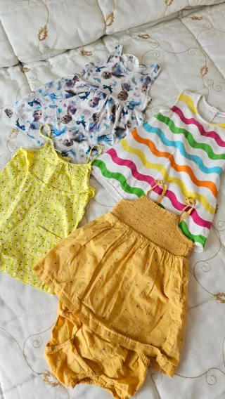 Lote 18-24 meses 4 vestidos y monos bebé niñas