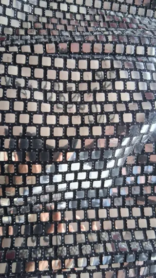Vestito paillettes senza spalline