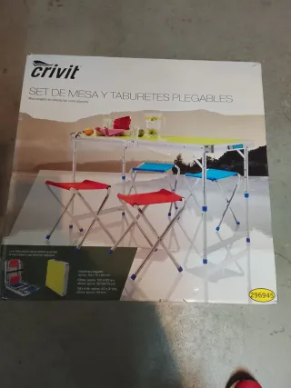 Mesa y 4 Taburetes Plegables Crivit