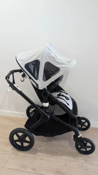 Bugaboo Fox 2 capazo y sillita + complementos