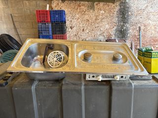 Nevera, Fogón, Pola y Extractor Caravana