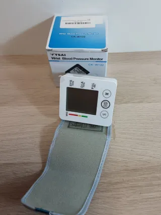 Tensiómetro de Muñeca TSAI CK-W132