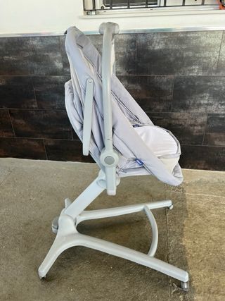 Minicuna Chicco Baby Hug 4 en 1  + kit trona