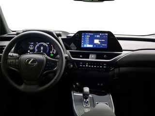 Lexus UX 2.0 300h UX Plus