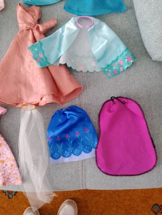 Ropa para muñecas Barbie y similares