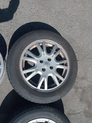 Llantas Renault 16 (4 unidades)