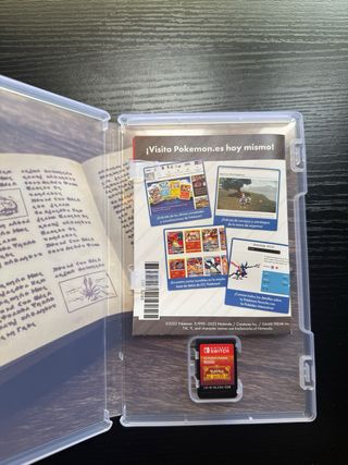 Nintendo Switch OLED + Mario Kart 8 Deluxe