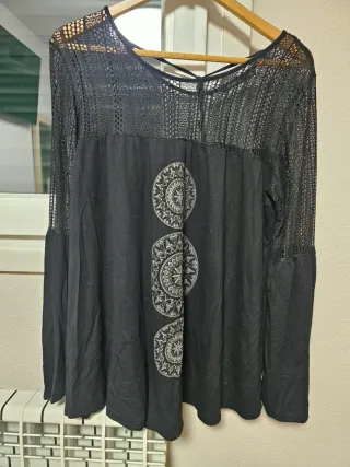 Jersey Desigual negro con rejilla