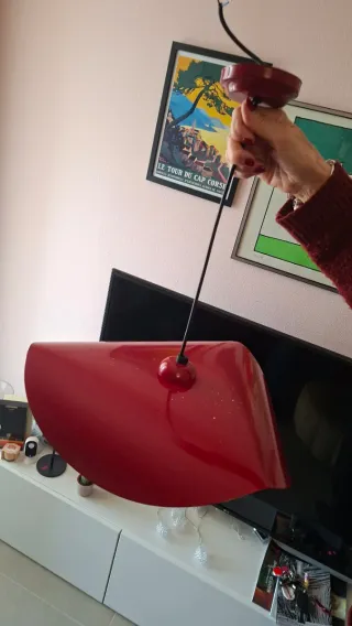 Lampadario rosso/oro in metallo