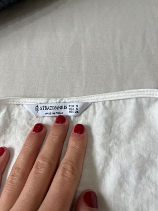 Blusa Stradivarius blanca manga larga talla S