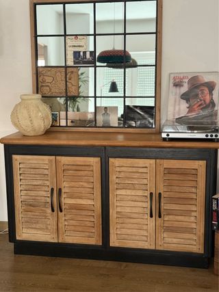 Aparador madera maciza con lamas