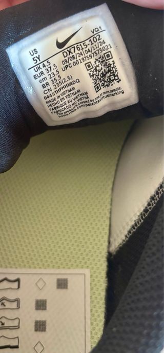 Zapatillas Nike Nuevas. Talla37,5