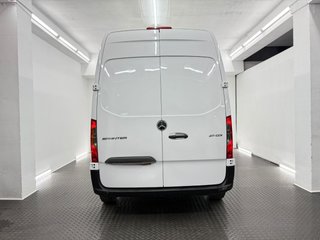 Mercedes-Benz Sprinter 211 CDI CORTO 3.0T TD