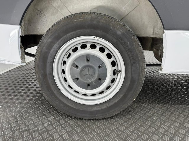 Mercedes-Benz Sprinter 211 CDI CORTO 3.0T TD
