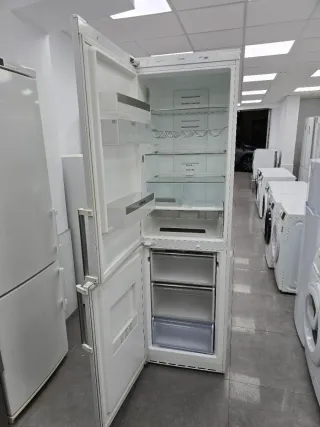 Frigorífico Siemens Combi A+ 200x60cm no frost