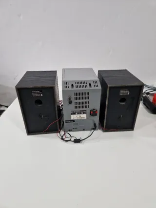 Minicadena Philips Plata y Negra