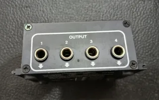 Nobels SPLIT-4 Amplificador Señal