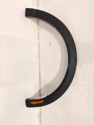 ALETIN TRASERO IZQUIERDO FORD MUSTANG MACH-E 769980