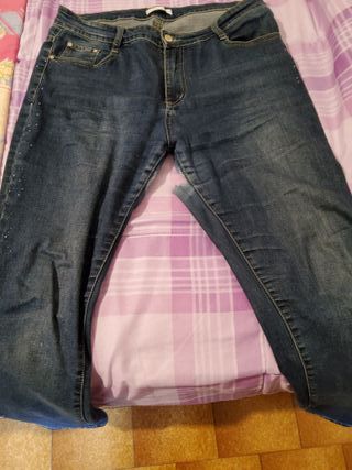 Jeans blu strappati