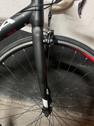 Bicicleta Carretera Orbea Avant Negra