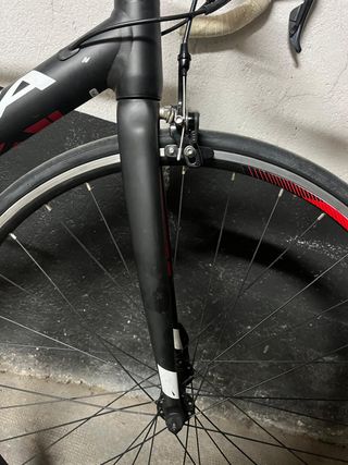 Bicicleta Carretera Orbea Avant Negra